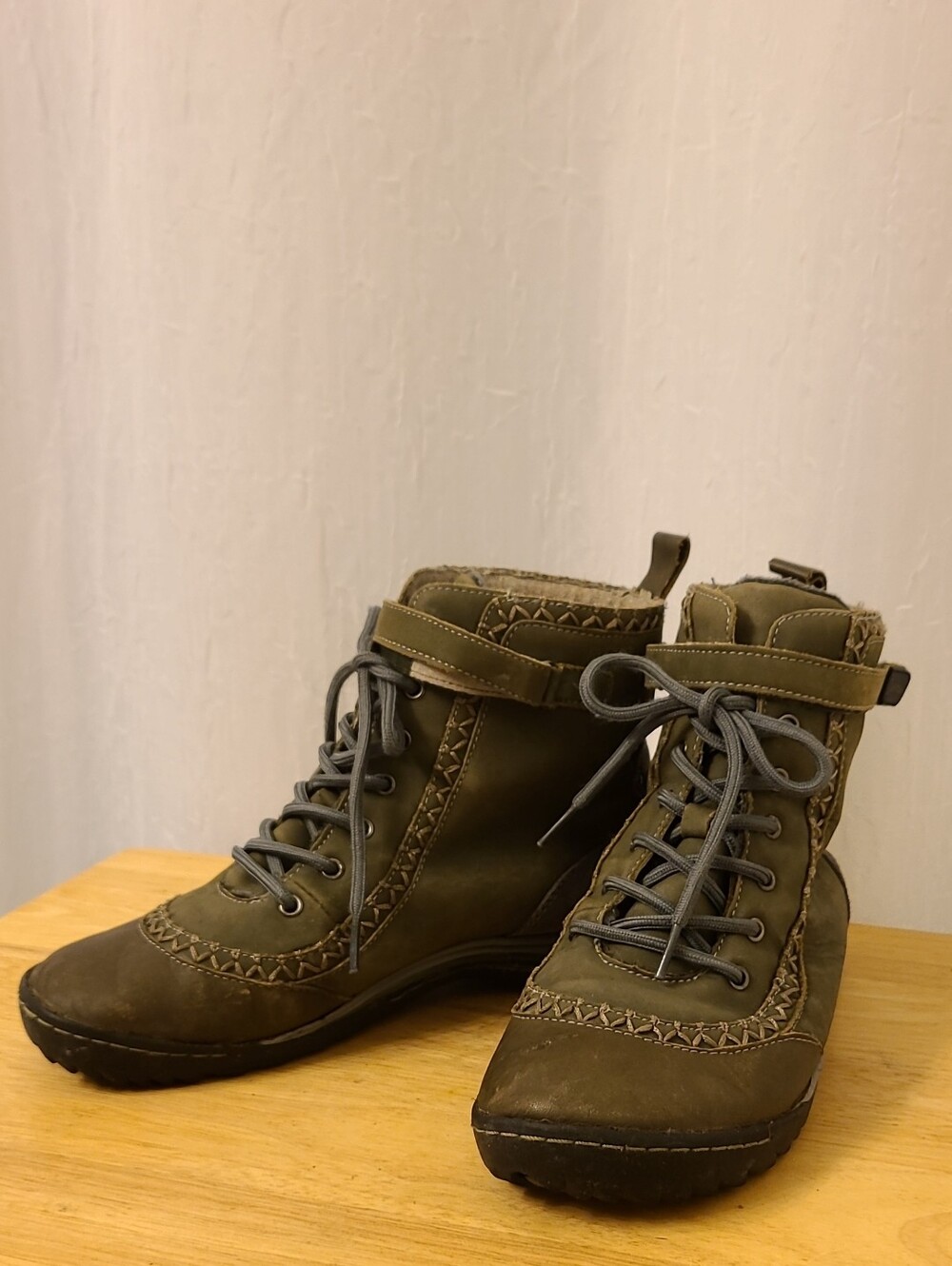 Jambu Olive Green Lace-Up Ankle Boots - 9.5